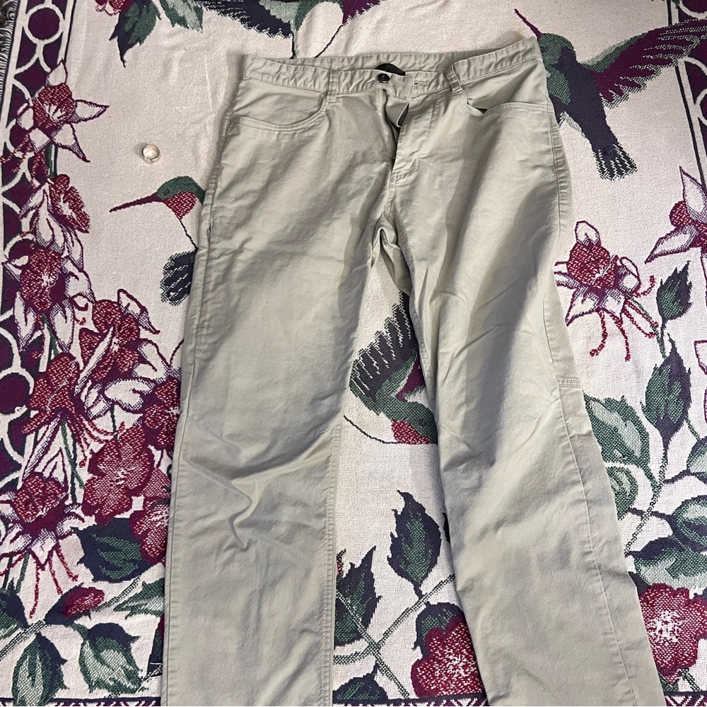 The North Face pants 34